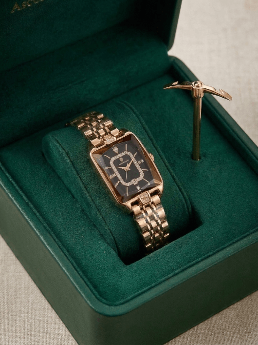 POEDAGAR Ladies Watch – Luxury Rose Gold Quartz Stainless Steel Women's Watch with Date Display